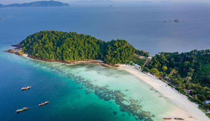 Nyaung Oo Phee Island beach in Mergui Archipelago